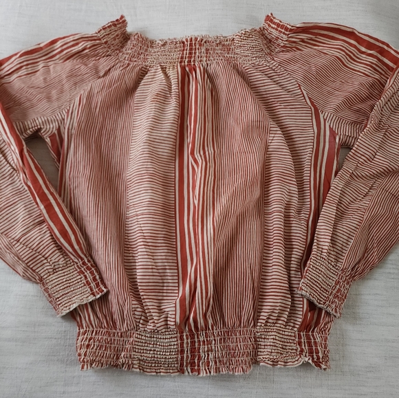 Dkny Tops - DKNY Long Sleeve Banded Top Size:Large